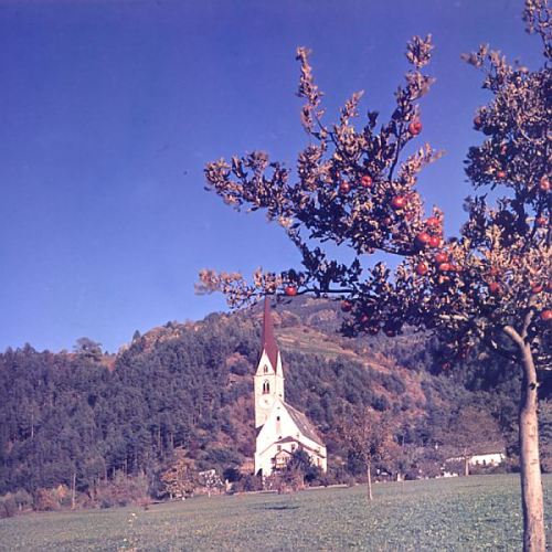 millander-kirche-ansicht-1961-foto-emil-angerer-800-px